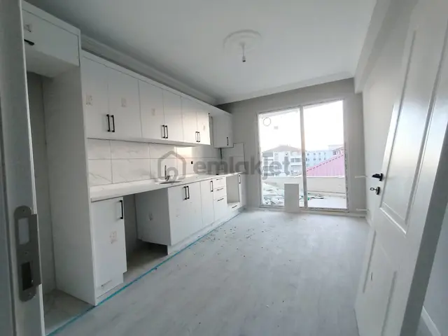 Sakarya Ferizli Devlet Mahallesi Geniş Ferah 3+1 Satılık Daire Sakarya Ferizli Devlet Mahallesi Geniş Ferah 3+1 Satılık Daire