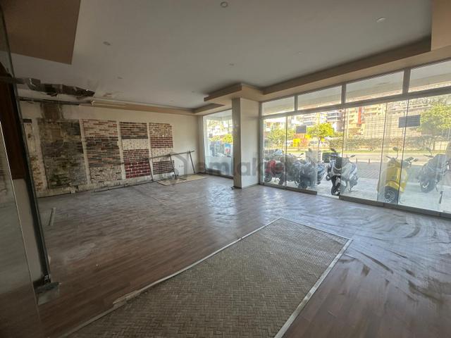 Alanya Sugözü Mah.çevreyoluna Sıfır Satılık 170 M2 Dükkan 3