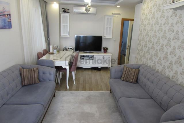 Barış'tan Tepeüstü Lale Sokakta Ebevyn Banyolu -kapalı Otoparklı 2