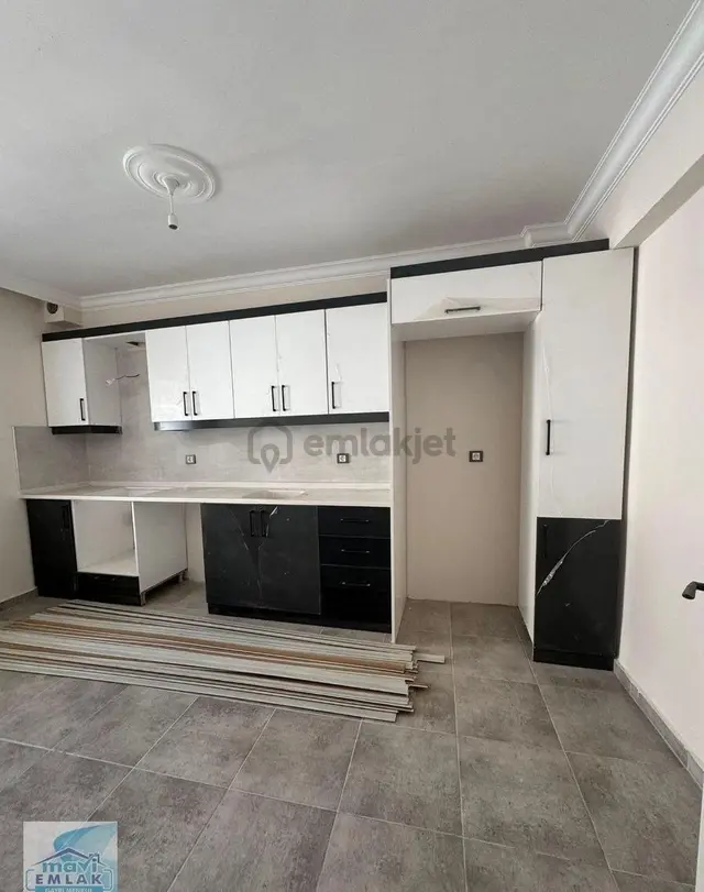 Bandırma Mavi Emlaktan 600 Evler Mahallesinde 3+1 Dublex Satılık Daire !!! 2