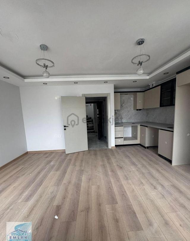 Bandırma Mavi Emlaktan 17 Eylül Mahallesinde 2 Adet 2+1 Dubleks Satılık Daireler 4