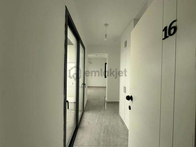 Satılık 1+1 Penthouse Yeni Boğaziçi Merkezi 2