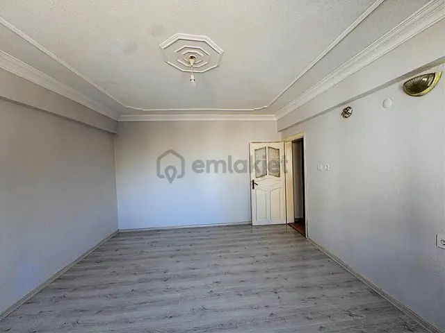 İnegöl Ertuğrulgazi Mah'de,2+1, 2.ara Kat, 117m2,satılık Daire 4