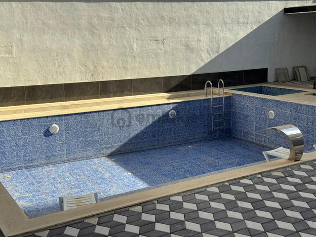Erdemli Hastaneye Yakın Mesafede 1+1 5.kat Havuzlu Kiralık Daire 2