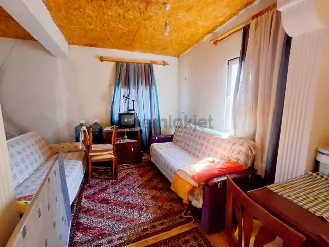 Mersin Tarsus Yanıkkışla Da İçinde Evi Olan Zeytin Bahçesi 4
