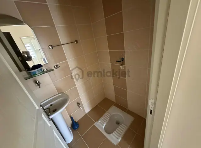 Korucuk Dorukkent Sitesi Ara Kat Güney Cephe Kiralık 2+1 Daire 2