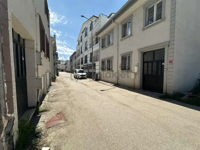 Nilüfer Üçevler Mah. Satılık 3+1 Kapalı Otoparklı Dublex Daire 3