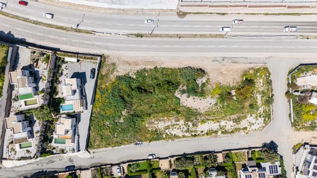 Ortakent'te Merkezi Lokasyonda Konut Veya Ticari İmarlı Arsa 4