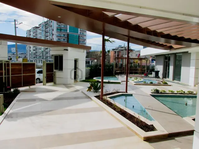 Bornova Goldiva Güney'de Yatırımlık 2+1 Satılık Daire 3