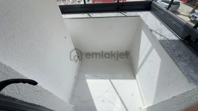 Başokur'dan Bahçelievler Siyavuşpaşa Mh Satılık 3+1 Köşe Daire 3
