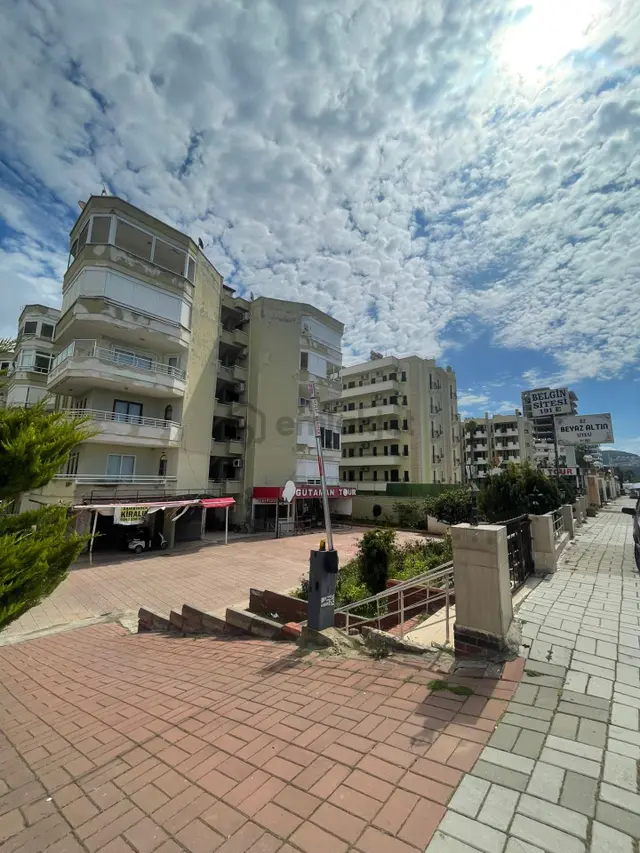 Alanya Mahmutlar’da Denize Sıfır Site İçerisinde Yatırım Fırsatı! 2