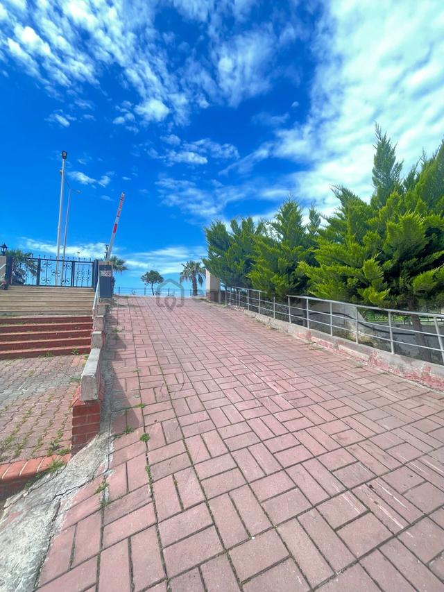 Alanya Mahmutlar’da Denize Sıfır Site İçerisinde Yatırım Fırsatı! 4