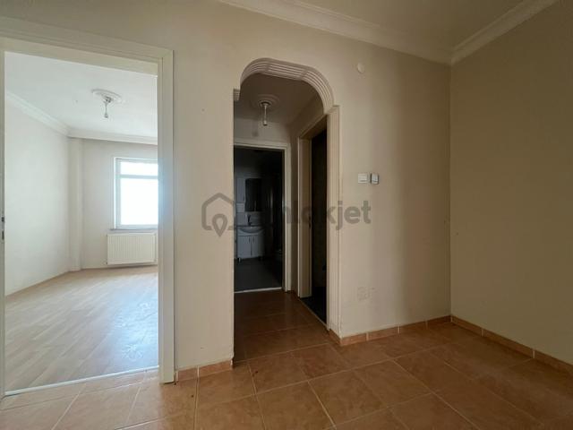 Çerkezköy Fevzipaşa Mahallesi Memur Sokakta Kiralık 2+1 Daire 5