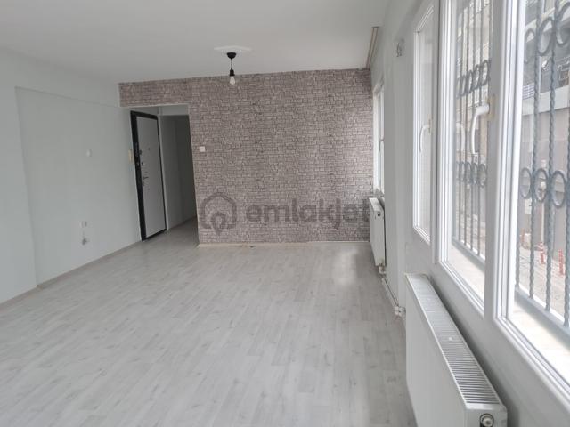 Karşıyaka, Tersane Mahallesi 3+1 Kiralık Daire Karşıyaka, Tersane Mahallesi 3+1 Kiralık Daire