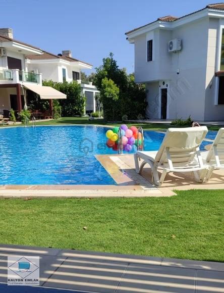 Kalyon'dan Alaçatı Göbene De Satılık Site İçi Villa 5