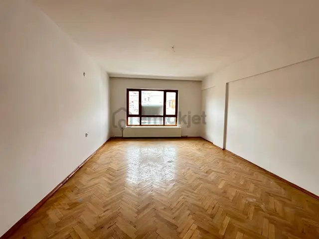 Uzman Emlak Ofisinden İncirli Mh.de Katta Bağımsız Isı Yalıtımlı 3+1 Daire 2