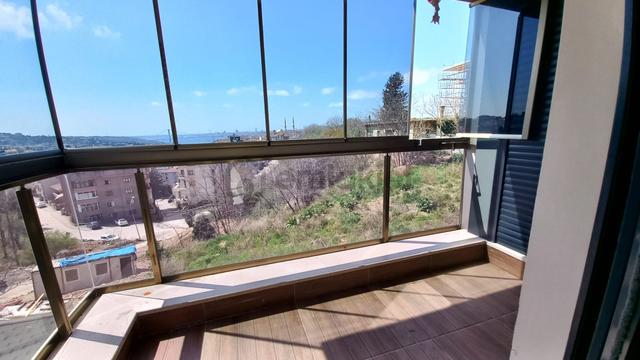 Çengelköy 'de Boğaz Manzaralı 3 Yıllık Binada Kiralık 3+1 Daire 5