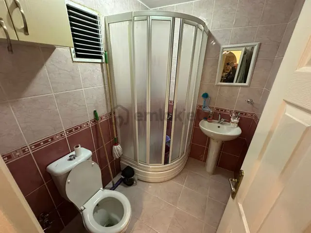 Baglarbaşı Yakını Kat Konumlu Kot 2+1 5