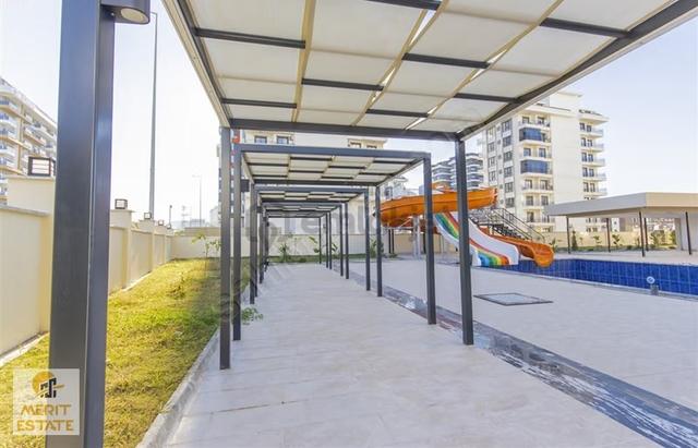 Mahmutlar Mevlana Kavşağı Civarı Yeni Satılık 1+1 Daire 3