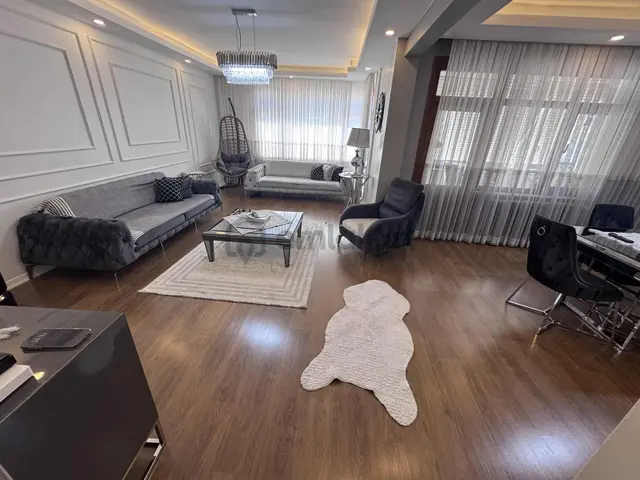 Maltepe Minibüs Yolunda Merkezi Konumda İskanlı Deluxe 2 Banyolu 3