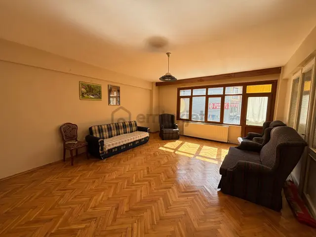 Karamürsel 4 Temmuz Mah. Cadde Üzeri 130 M² 3+1 Ofise Uygun 2