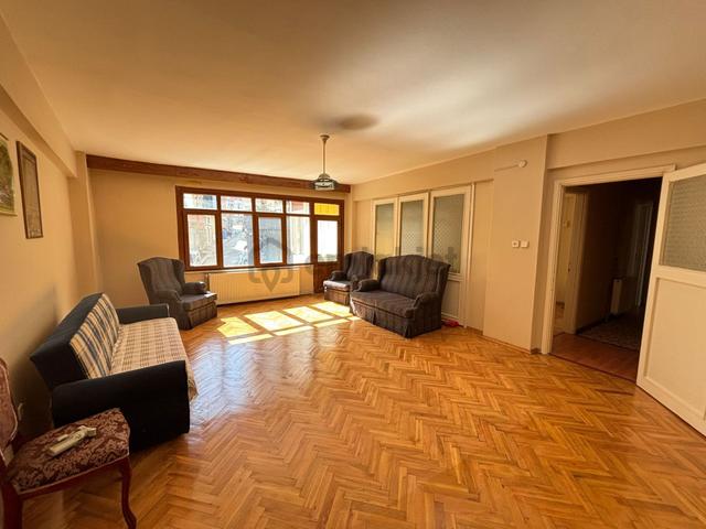 Karamürsel 4 Temmuz Mah. Cadde Üzeri 130 M² 3+1 Ofise Uygun 1