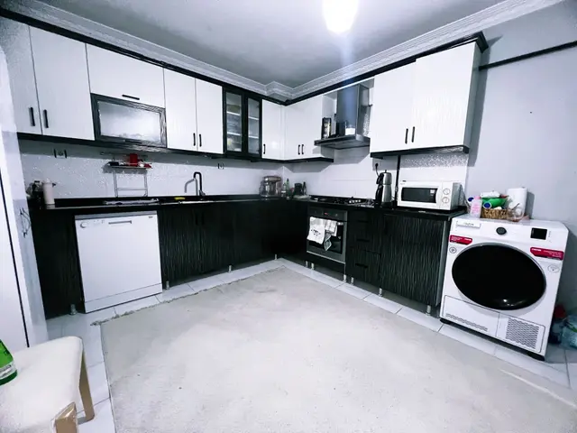 Cihandan Çiğdemtepe Mah Aydan Cadde Üzeri Satlık Kök Tapu 3+1 Da 2