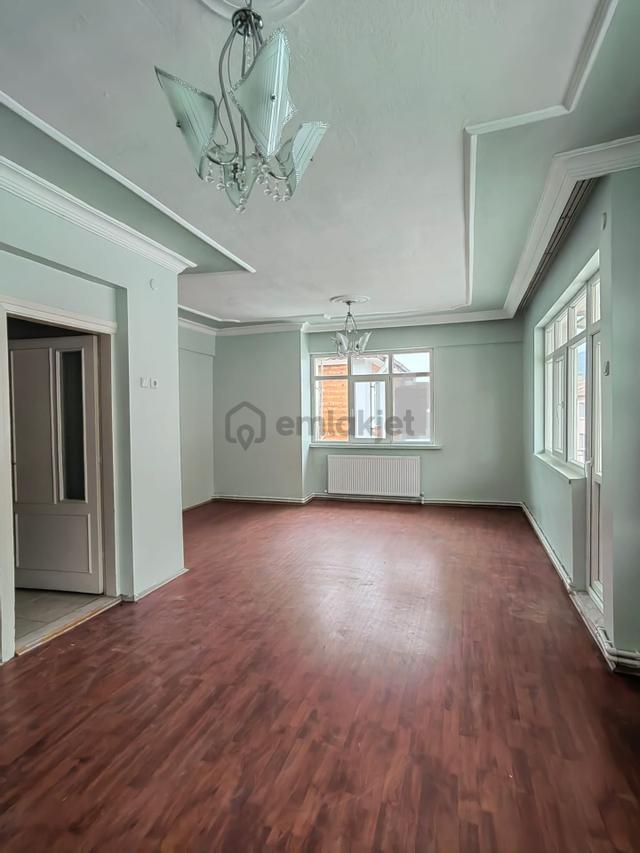 Akçay Emlak'tan Akşehir Altunkalem Mahallesi Atatürk Ortaokulu Civarı Satılık 3+1 Daire 5