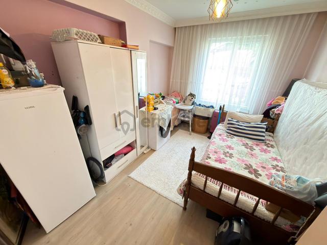 Esertepe Vadi Yakını Asansörlü Kapalı Otoparklı Bina3+1 Bağımsız 5