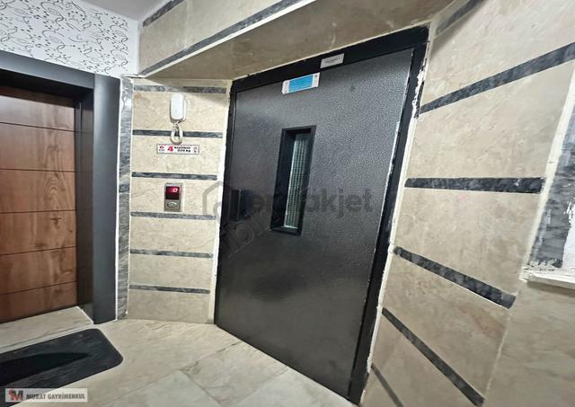 Kanunide Ana Cadde Yanında Katta Full + Full Yapılı Fırsat 3+1 3