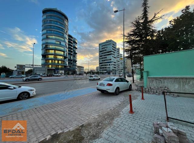 Kurumsal Kiracılı Meram Çeçenistan Cadde Cepheli Satılık Dükkan 4