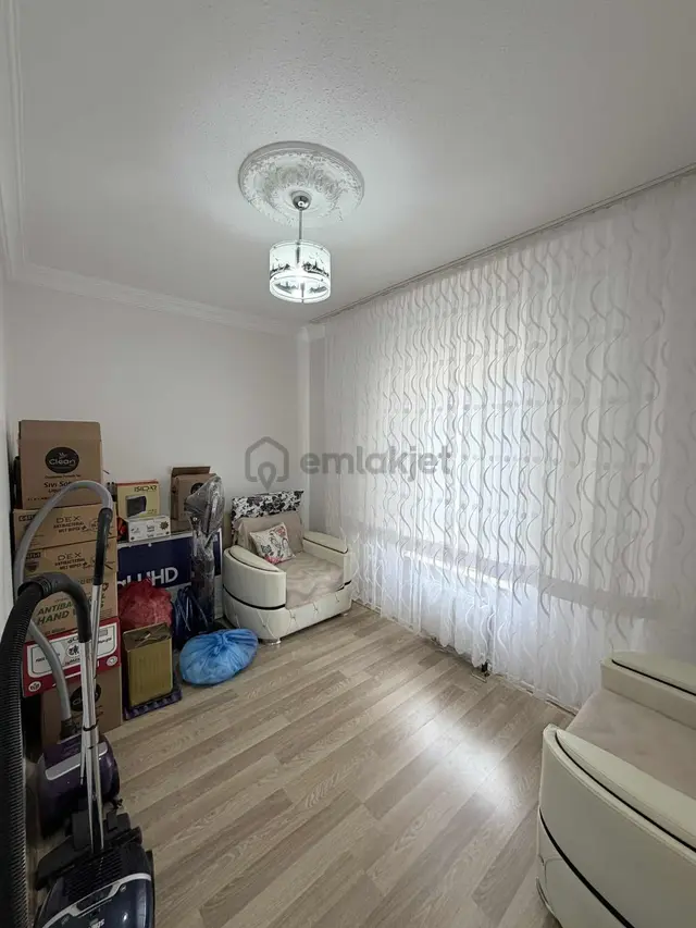 Gzt Fuar Emlak'tan Beykent Tem Market Yanında 3+1 Daire 4