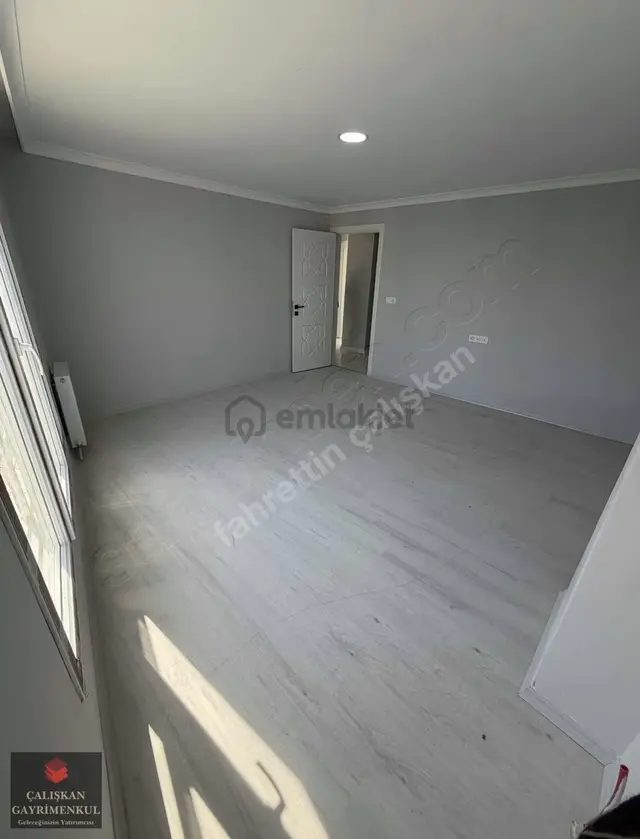 Arnavutköy De Satılık Sıfır 2+1 100 Metre Ara Kat Daire 2