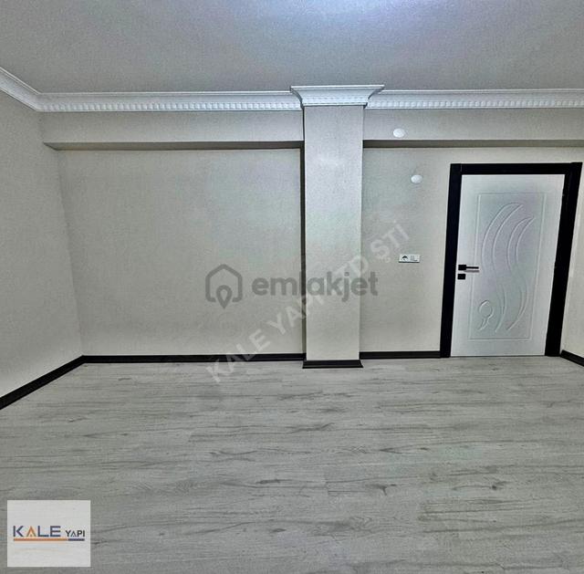 Bahçeşehir Lokasyonunda Emsalsiz Lüx Sıfır 2+1 4