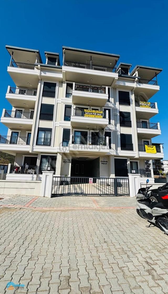 Deniz Yolunda Köşe Konumda 1+1 Daire Sıfır Daire...!!! 2