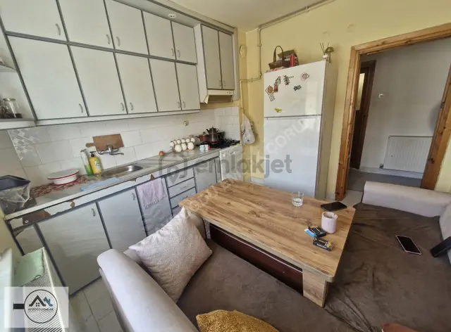 Aydoğdu'dan Kakaç Okulu Civarı 3+1 Daire 100m² Ara Kat Masrafsız 1