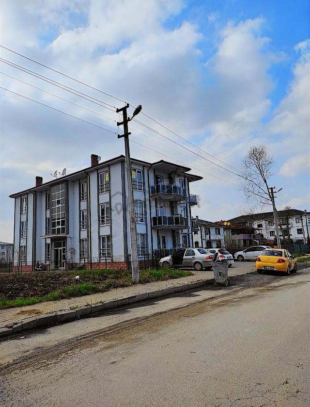 Akyazı Nur Emlaktan Fatih M.h 3+1 Oda 120m2 Ebeveyn Banyolu Lüks 3