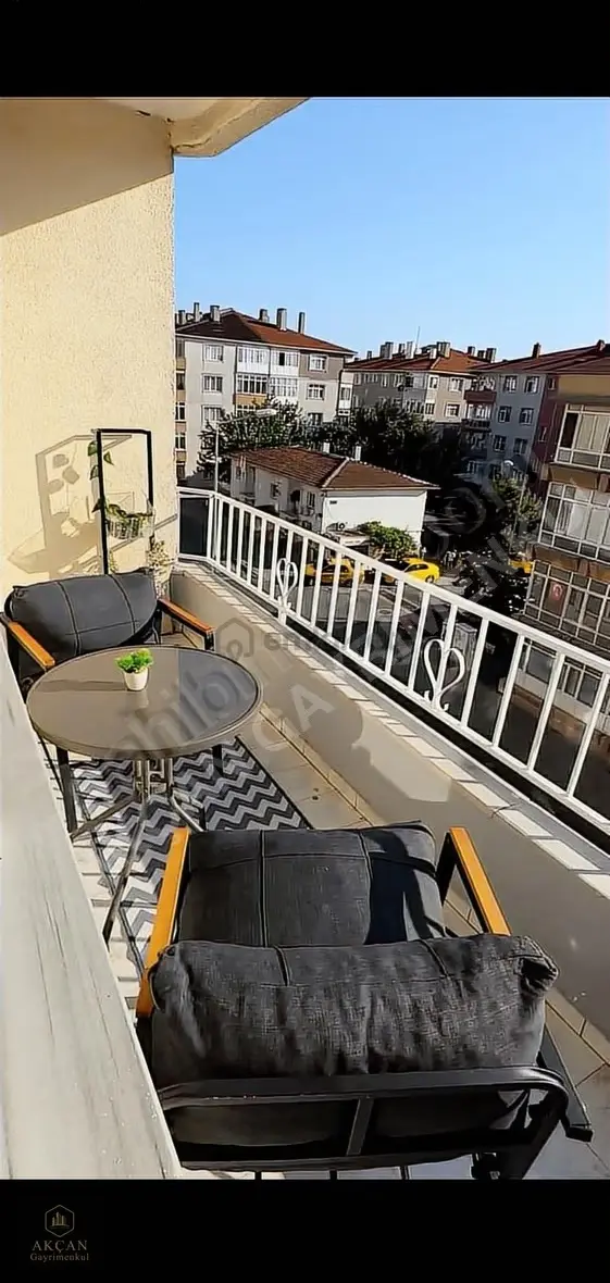 Akçandan Reşadiye Mah. Asansörlü 3+1 Satılık Geniş Daire 2