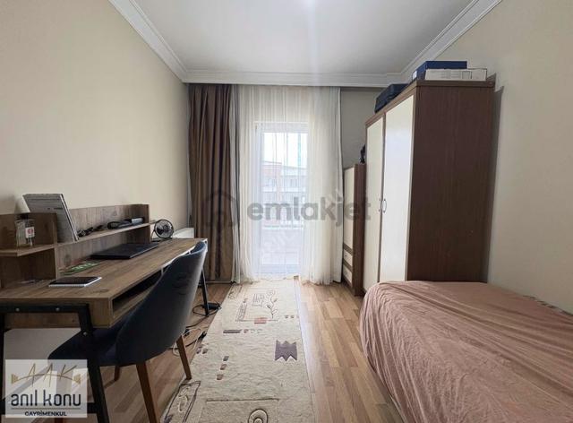 Anıl Konu'dan Bulvara Cephe 1+1 Eşyalı Satılık Daire 2