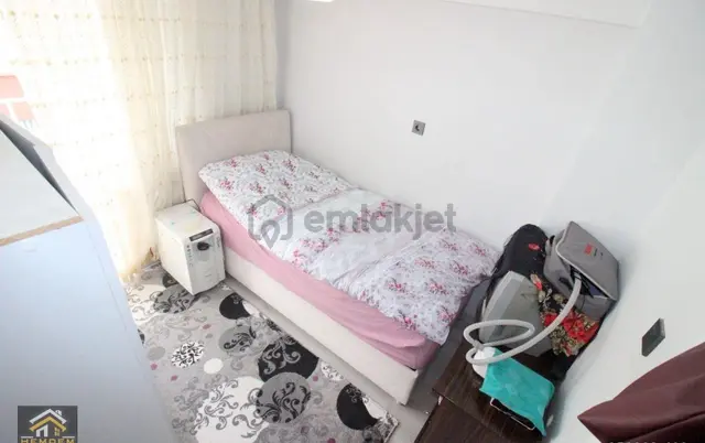 Hemdem Gayrimenkul'den Piyade'de Full+full Yapılı Ön Cephe **arakatta** 3+1 Satılık Daire 3