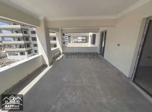 Batmazdan Kuzeyşehirde Satılık 3.5+1 Kaçırılmayacak Fırsat Daire 4