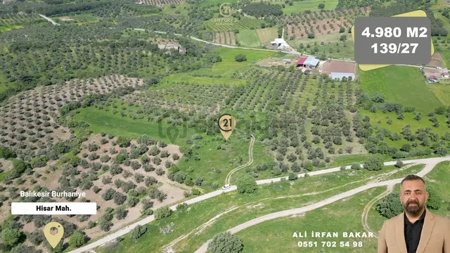 Burhaniye Hisar'da Satılık,kadastral Yolu Bulunan,4980 M² Çamlık 3