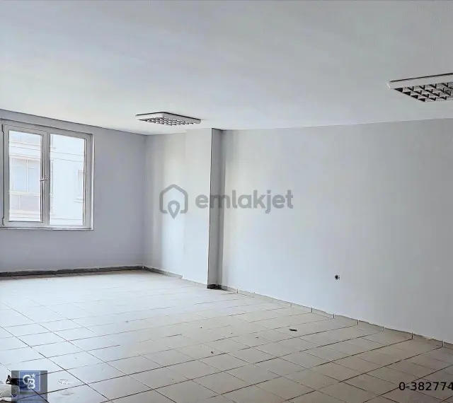 Bağcılar İnönü Mahallesinde 650 M2 Kiralık Ofis Katı 3