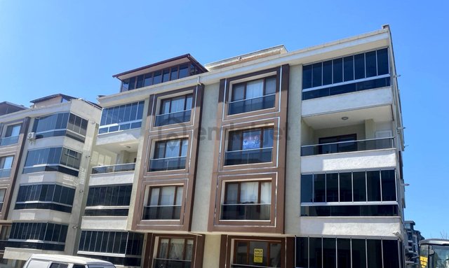 Remax Mid Bahçeli Evlerde Geniş Ve Ferah Kiralık 3+1 Daire Remax Mid Bahçeli Evlerde Geniş Ve Ferah Kiralık 3+1 Daire