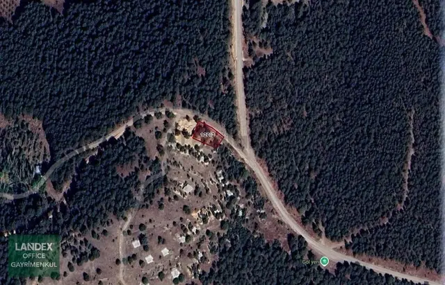 Güzelpınarda Doğa İçinde Yatırımlık 797 M² Köşe Parsel 2