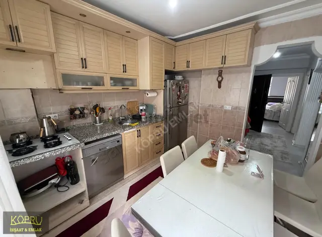 Köprü Emlaktan Zübeydehnm Mh.de 110m2 Satılık Ara Kat Daire 2