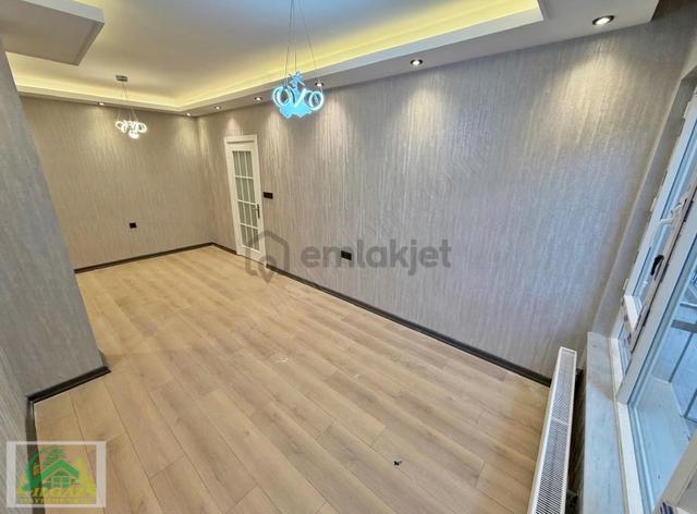 Ayvalı'da Antares Avm Yakını Giriş Kat Ultra Lüks Yapılı Daire ! 2