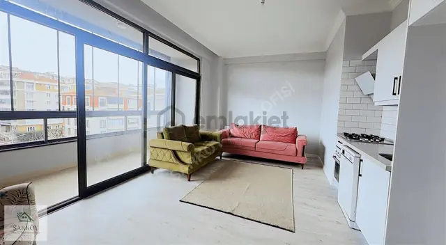 Hürriyet Mah. Eşyalı, Kapalı Balkonlu 1+1 Satılık Daire 2