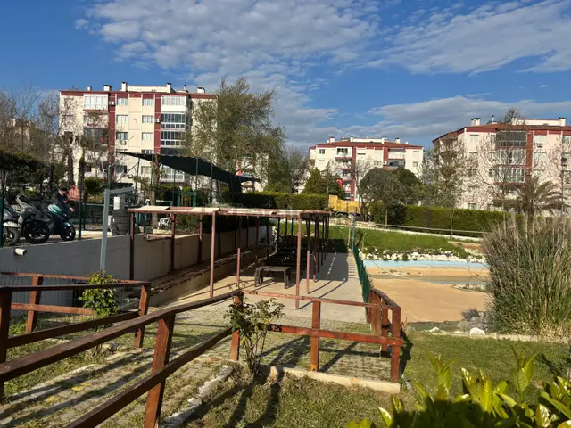 Turpa Lotus'tan Park Fortuna Evlerinde 3+1 Kiralık Daire 4