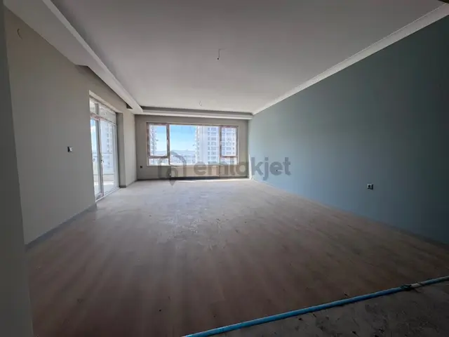 Göksuparkına 100m Manzaralı Geniş Balkon Sıfır Kiralık Lüx Daire 3
